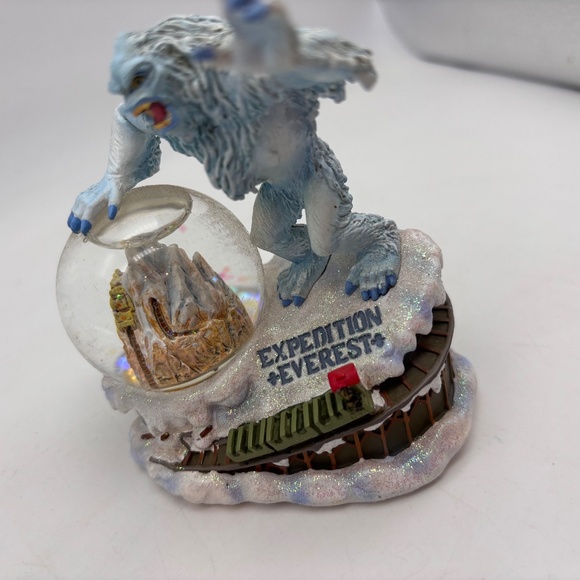 Disney Parks Expedition Everest Yeti Train Mini Water Snow Globe - Picture 6 of 12